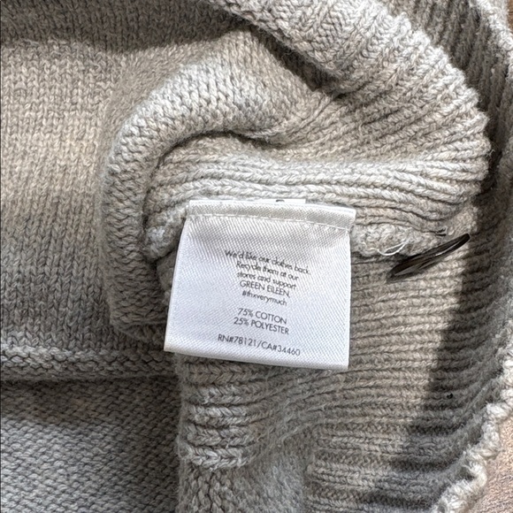 Eileen Fisher Light Gray Button-Up Cardigan Italian Yarn Size Small - Picture 5 of 6